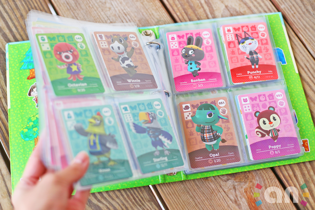 AmiiboNews-AnimalCrossing-AmiiboCardCollectorsBook-Cover-PageFlip2