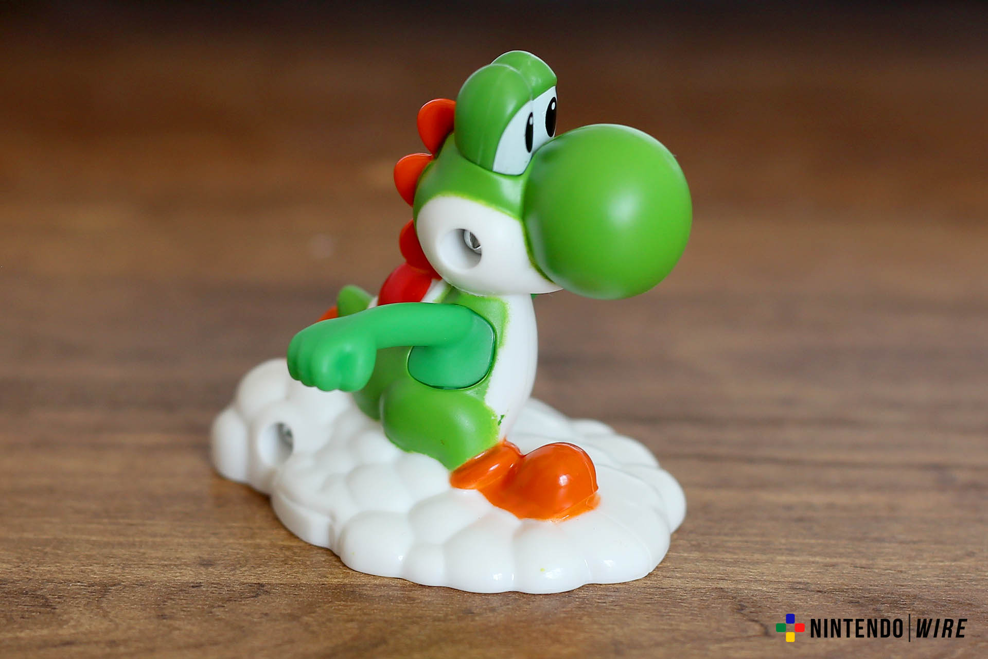 Details about   McDonald's Happy Meal Toy 2018 Super Mario Cap Thrower Running Yoshi Launcher 